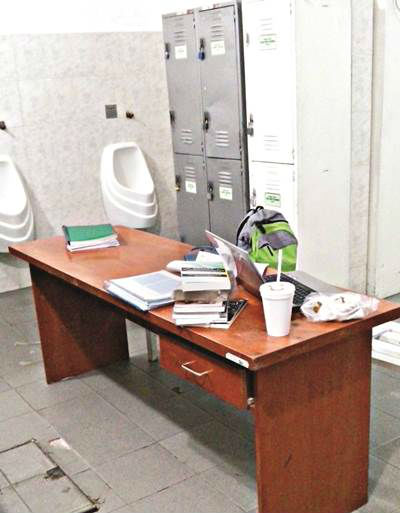 Hacinados en baos laboran capacitadores de la PBI Hacinados en baos laboran capacitadores de la PBI